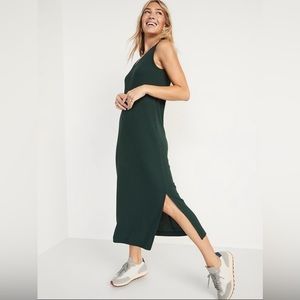 Old Navy sleeves v-neck ribbed maxi shift dress in bottle green